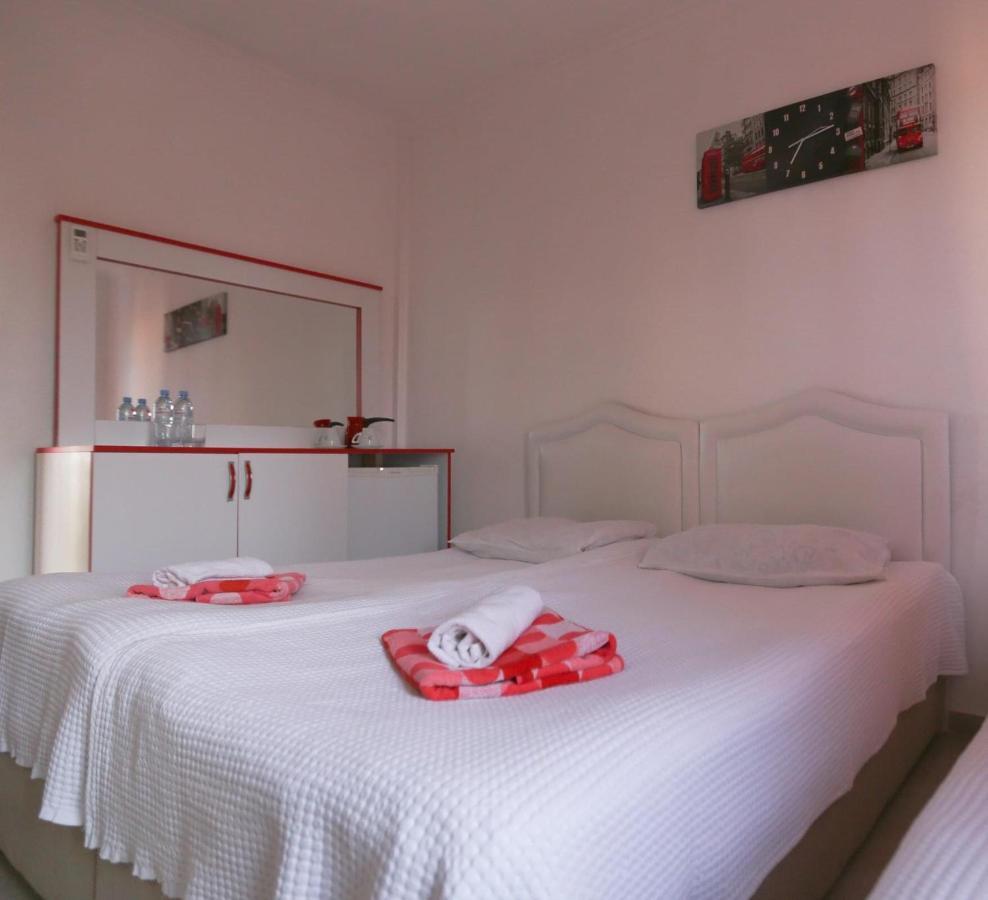 Theodora Hotel Ureki Eksteriør billede