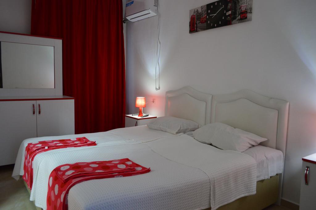 Theodora Hotel Ureki Eksteriør billede